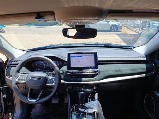 JEEP-COMMANDER-2024