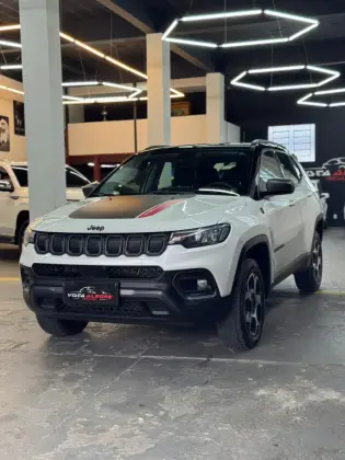 JEEP COMPASS 2.0 TD350 TURBO DIESEL TRAILHAWK AT9 JEEP COMPASS 2.0 TD350 TURBO DIESEL TRAILHAWK AT9