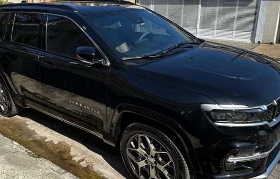 JEEP-COMMANDER-2022