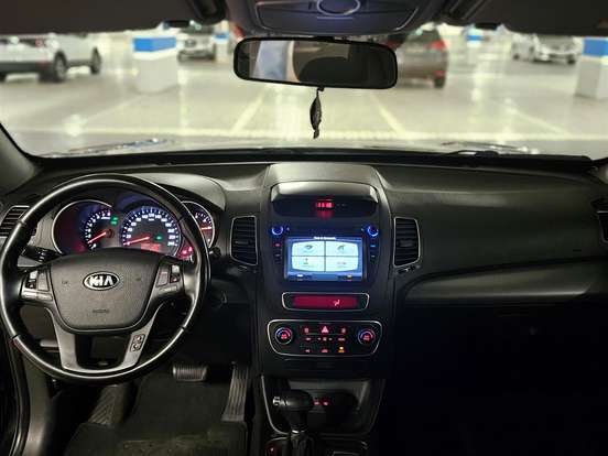 KIA-SORENTO-2.4 16V GASOLINA EX AUTOMÁTICO KIA-SORENTO-2014