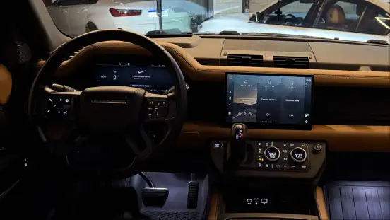 LAND ROVER-DEFENDER-2024