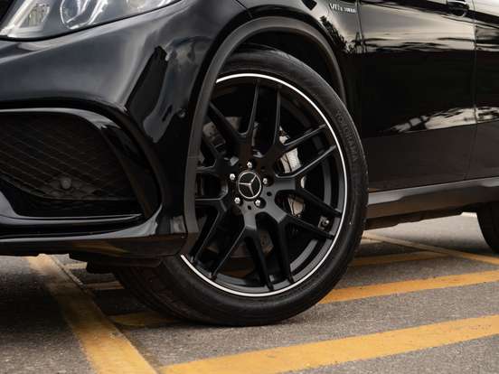 MERCEDES-BENZ-GLE 63 AMG-2017