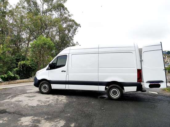 MERCEDES-BENZ-SPRINTER-2020