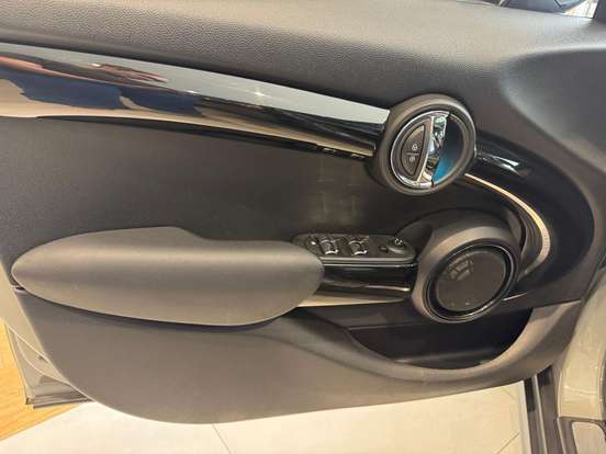 MINI-COOPER-2019