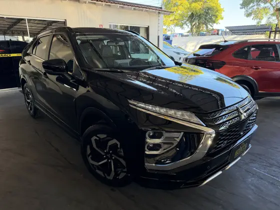 MITSUBISHI ECLIPSE CROSS 1.5 MIVEC TURBO GASOLINA HPE-S S-AWC CVT MITSUBISHI ECLIPSE CROSS 1.5 MIVEC TURBO GASOLINA HPE-S S-AWC CVT