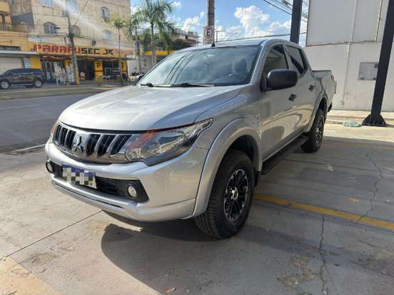 MITSUBISHI-L200 TRITON-2023