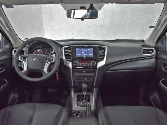 MITSUBISHI-L200 TRITON-2.4 16V TURBO DIESEL SPORT HPE CD 4P 4X4 AUTOMÁTICO MITSUBISHI-L200 TRITON-2022