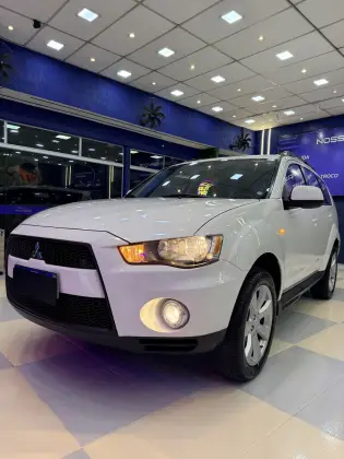 MITSUBISHI OUTLANDER 2.0 16V GASOLINA 4P AUTOMÁTICO