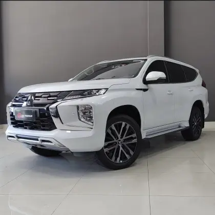 MITSUBISHI PAJERO SPORT 2.4 16V MIVEC TURBO DIESEL LEGEND AWD AUTOMÁTICO MITSUBISHI PAJERO SPORT 2.4 16V MIVEC TURBO DIESEL LEGEND AWD AUTOMÁTICO