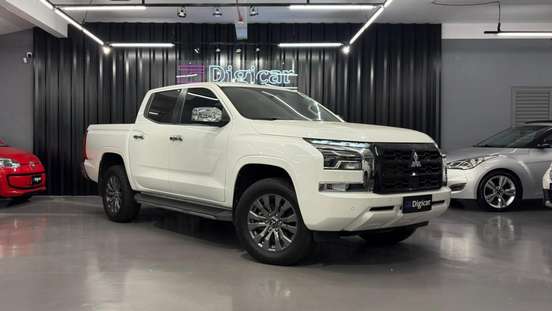 MITSUBISHI-TRITON-2.4 BITURBO DIESEL CD HPE-S 4X4 AUTOMÁTICO MITSUBISHI-TRITON-2025