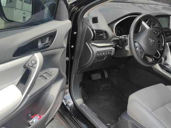 MITSUBISHI-ECLIPSE CROSS-1.5 MIVEC TURBO GASOLINA HPE-S S-AWC CVT MITSUBISHI-ECLIPSE CROSS-2022