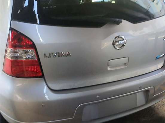 NISSAN-LIVINA-1.8 S 16V FLEX 4P AUTOMÁTICO NISSAN-LIVINA-2013