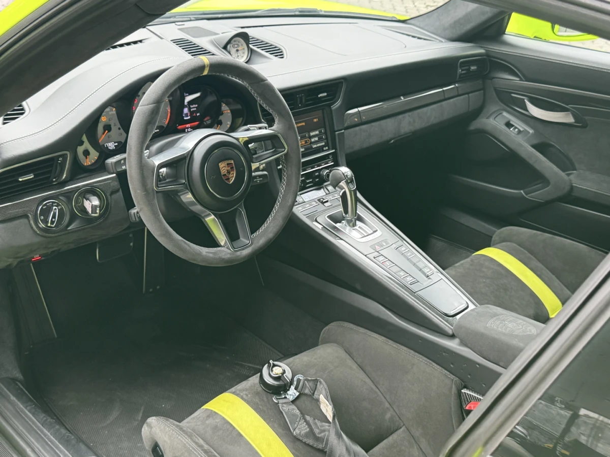 Porsche 911 — foto 11