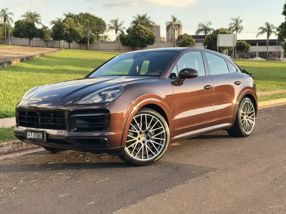 PORSCHE CAYENNE 3.0 V6 E-HYBRID COUPÉ AWD TIPTRONIC S PORSCHE CAYENNE 3.0 V6 E-HYBRID COUPÉ AWD TIPTRONIC S