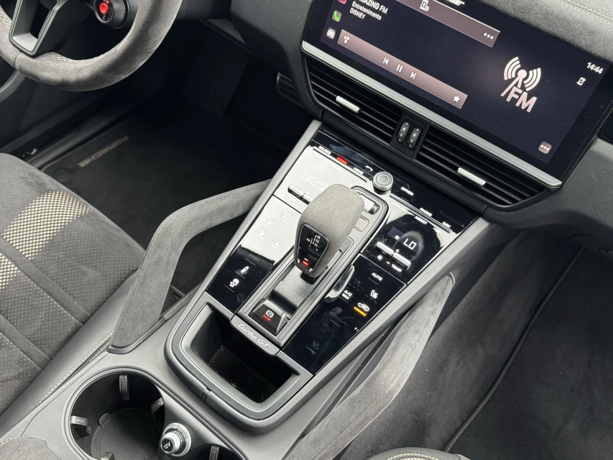 Porsche Cayenne — foto 11