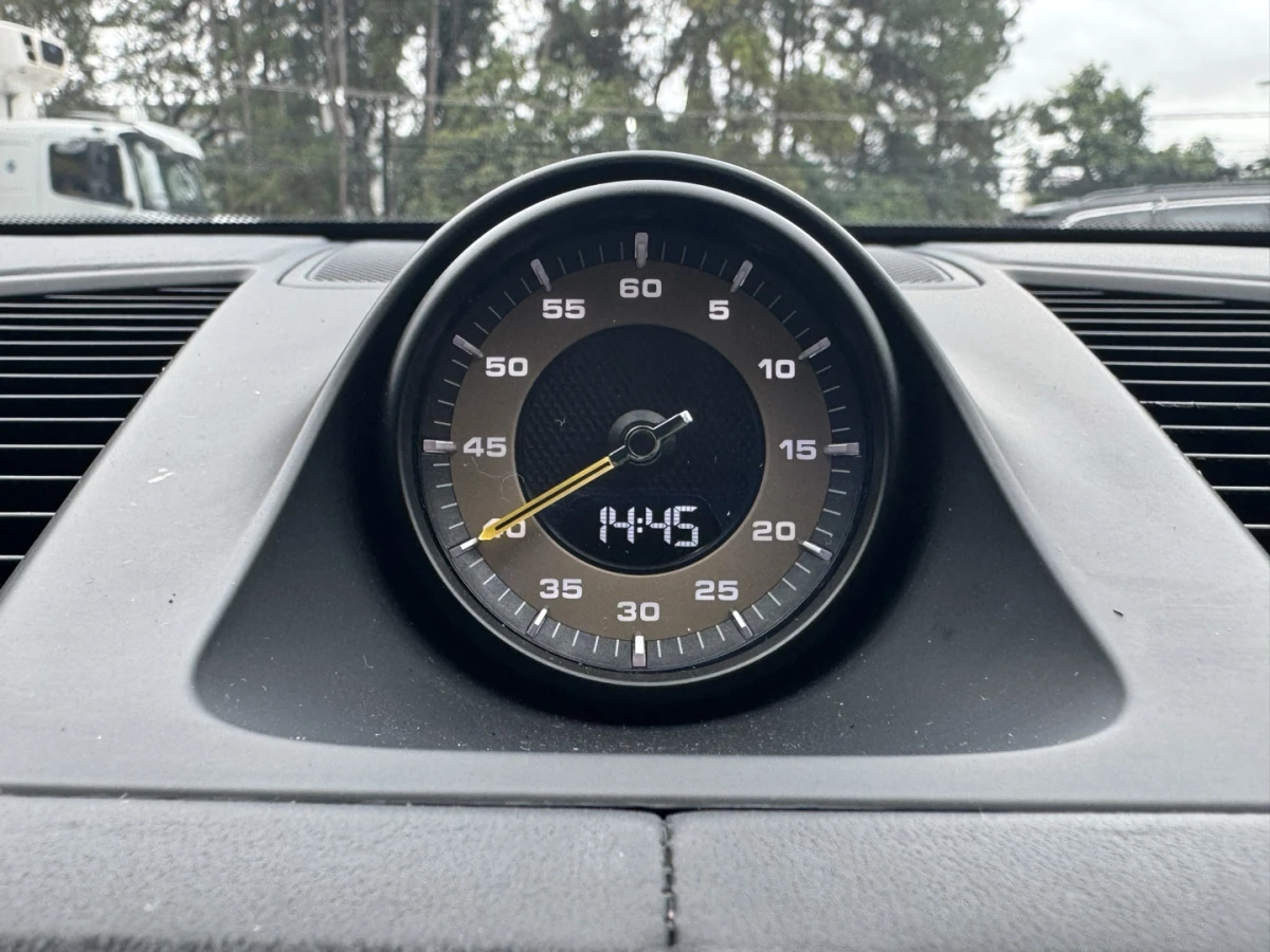 Porsche Cayenne — foto 14