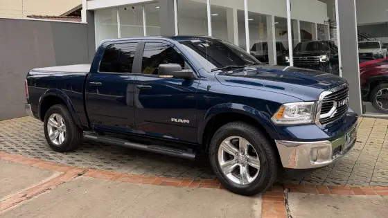RAM CLASSIC 5.7 V8 GASOLINA LARAMIE CD 4X4 AUTOMÁTICO RAM CLASSIC 5.7 V8 GASOLINA LARAMIE CD 4X4 AUTOMÁTICO