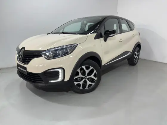 RENAULT CAPTUR 1.6 16V SCE FLEX LIFE X-TRONIC RENAULT CAPTUR 1.6 16V SCE FLEX LIFE X-TRONIC