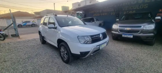 RENAULT DUSTER 1.6 16V SCE FLEX AUTHENTIQUE X-TRONIC RENAULT DUSTER 1.6 16V SCE FLEX AUTHENTIQUE X-TRONIC