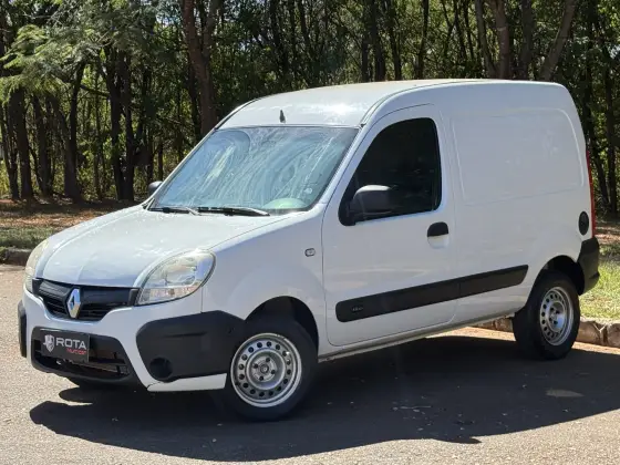 RENAULT KANGOO 1.6 EXPRESS 16V FLEX 4P MANUAL RENAULT KANGOO 1.6 EXPRESS 16V FLEX 4P MANUAL
