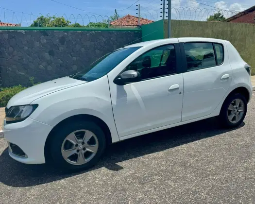 RENAULT SANDERO 1.0 12V SCE FLEX VIBE MANUAL RENAULT SANDERO 1.0 12V SCE FLEX VIBE MANUAL