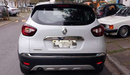 RENAULT-CAPTUR-1.6 16V SCE FLEX INTENSE X-TRONIC RENAULT-CAPTUR-2017