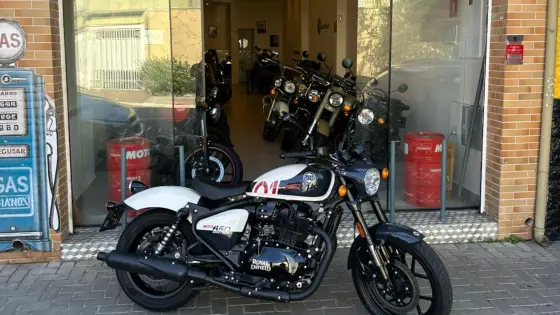 ROYAL ENFIELD SHOTGUN 650 STENCIL WHITE ROYAL ENFIELD SHOTGUN 650 STENCIL WHITE