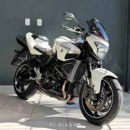 SUZUKI B-KING 