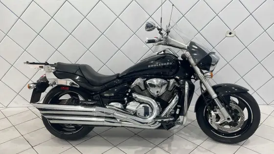 SUZUKI BOULEVARD M1800R 