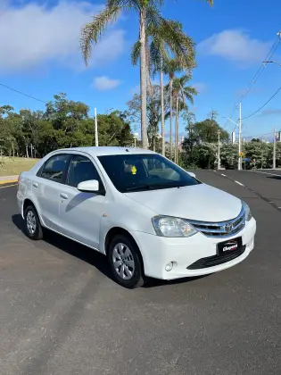 TOYOTA ETIOS 1.5 X SEDAN 16V FLEX 4P MANUAL