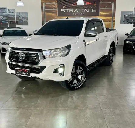 TOYOTA HILUX 2.8 SRV 4X4 CD 16V DIESEL 4P AUTOMÁTICO