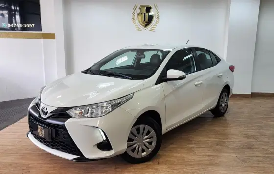 TOYOTA YARIS 1.5 16V FLEX SEDAN XL MULTIDRIVE TOYOTA YARIS 1.5 16V FLEX SEDAN XL MULTIDRIVE