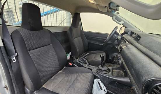 TOYOTA-HILUX-2016