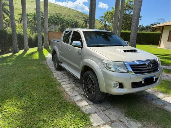 TOYOTA-HILUX-3.0 SRV TOP 4X4 CD 16V TURBO INTERCOOLER DIESEL 4P AUTOMÁTICO TOYOTA-HILUX-2012