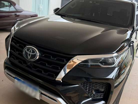 TOYOTA-HILUX SW4-2.8 D-4D TURBO DIESEL SRX 7L 4X4 AUTOMÁTICO TOYOTA-HILUX SW4-2022