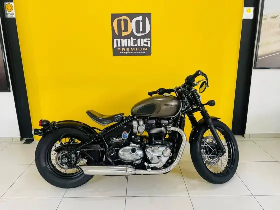 TRIUMPH BONNEVILLE BOBBER 1200 