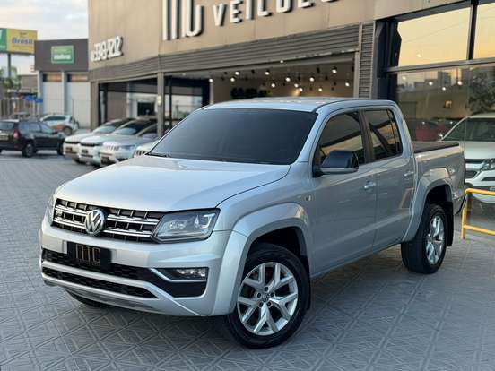 VOLKSWAGEN-AMAROK-2019