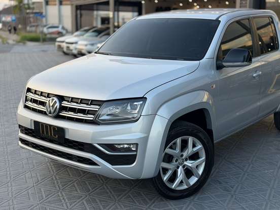 VOLKSWAGEN-AMAROK-3.0 V6 TDI DIESEL HIGHLINE CD 4MOTION AUTOMÁTICO VOLKSWAGEN-AMAROK-2019