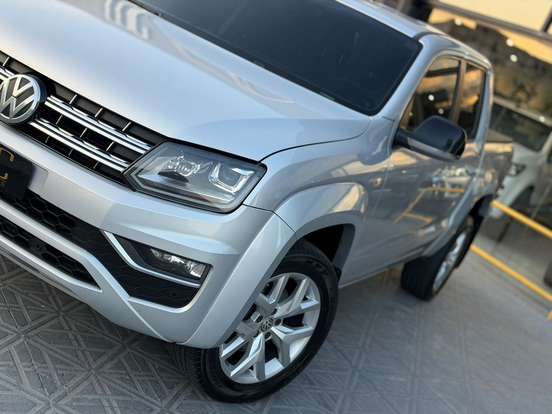 VOLKSWAGEN-AMAROK-3.0 V6 TDI DIESEL HIGHLINE CD 4MOTION AUTOMÁTICO VOLKSWAGEN-AMAROK-2019