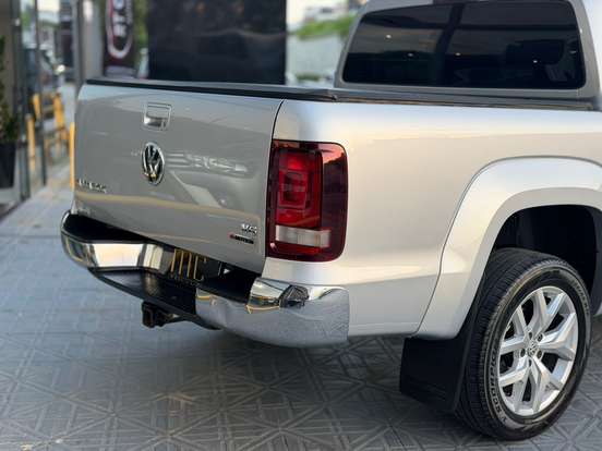VOLKSWAGEN-AMAROK-2019