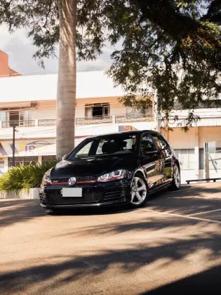 VOLKSWAGEN GOLF 2.0 TSI GTI 16V TURBO GASOLINA 4P AUTOMÁTICO VOLKSWAGEN GOLF 2.0 TSI GTI 16V TURBO GASOLINA 4P AUTOMÁTICO