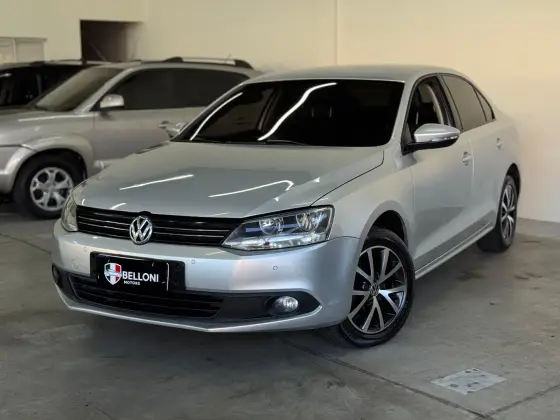 VOLKSWAGEN JETTA 2.0 COMFORTLINE FLEX 4P TIPTRONIC VOLKSWAGEN JETTA 2.0 COMFORTLINE FLEX 4P TIPTRONIC