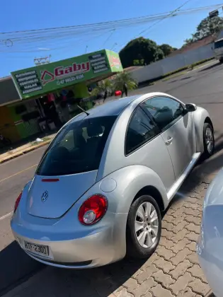 VOLKSWAGEN NEW BEETLE 2.0 MI 8V GASOLINA 2P AUTOMÁTICO