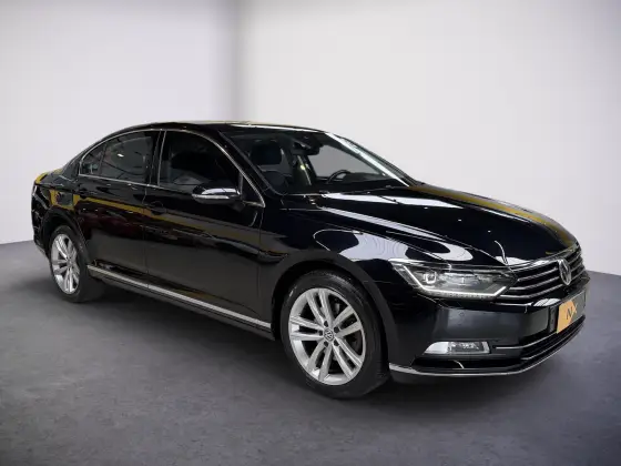 VOLKSWAGEN PASSAT 2.0 16V TSI BLUEMOTION GASOLINA HIGHLINE 4P DSG VOLKSWAGEN PASSAT 2.0 16V TSI BLUEMOTION GASOLINA HIGHLINE 4P DSG