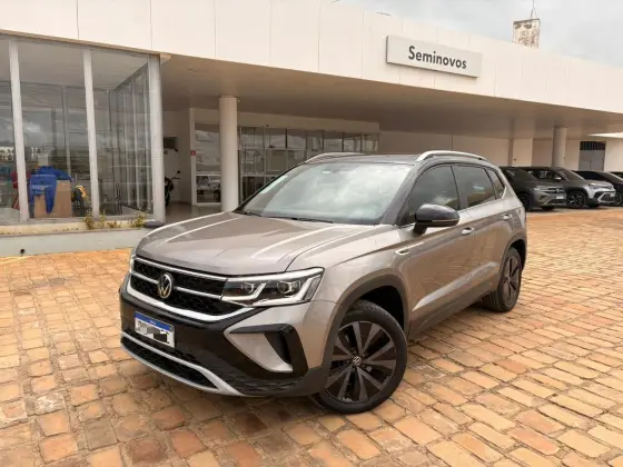 VOLKSWAGEN TAOS 1.4 250 TSI TOTAL FLEX HIGHLINE AUTOMÁTICO