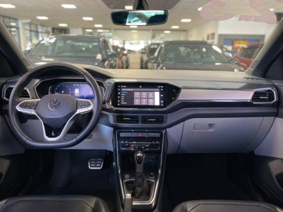 /en/city-joinville/cate-car-used-car/volkswagen-t-cross-2023-1-4-250-tsi-total-flex-highline-automatic-48199864316725248/-10