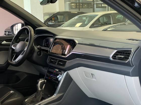 /en/city-joinville/cate-car-used-car/volkswagen-t-cross-2023-1-4-250-tsi-total-flex-highline-automatic-48199864316725248/-11