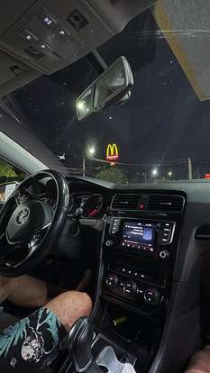 VOLKSWAGEN-GOLF-1.4 TSI HIGHLINE 16V GASOLINA 4P AUTOMÁTICO VOLKSWAGEN-GOLF-2015