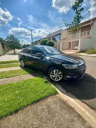 VOLKSWAGEN-JETTA-2018