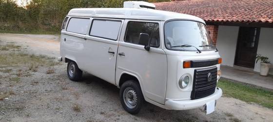 VOLKSWAGEN KOMBI 1.4 MI STD 8V FLEX 4P MANUAL